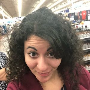 Meet your Posher, Abby